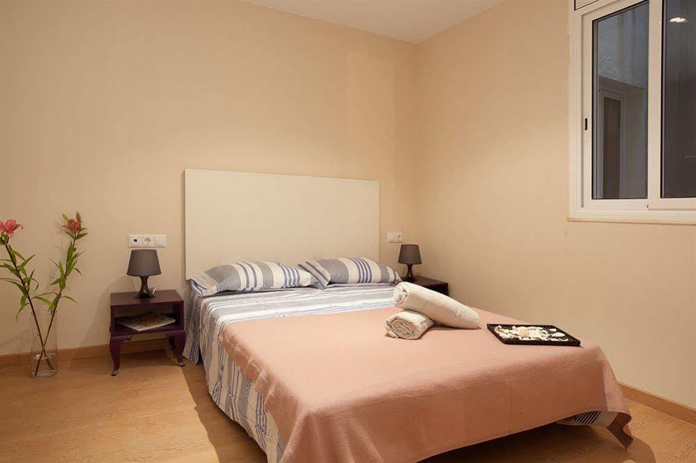 Nextdoor Cathedral Apartment Barcelona